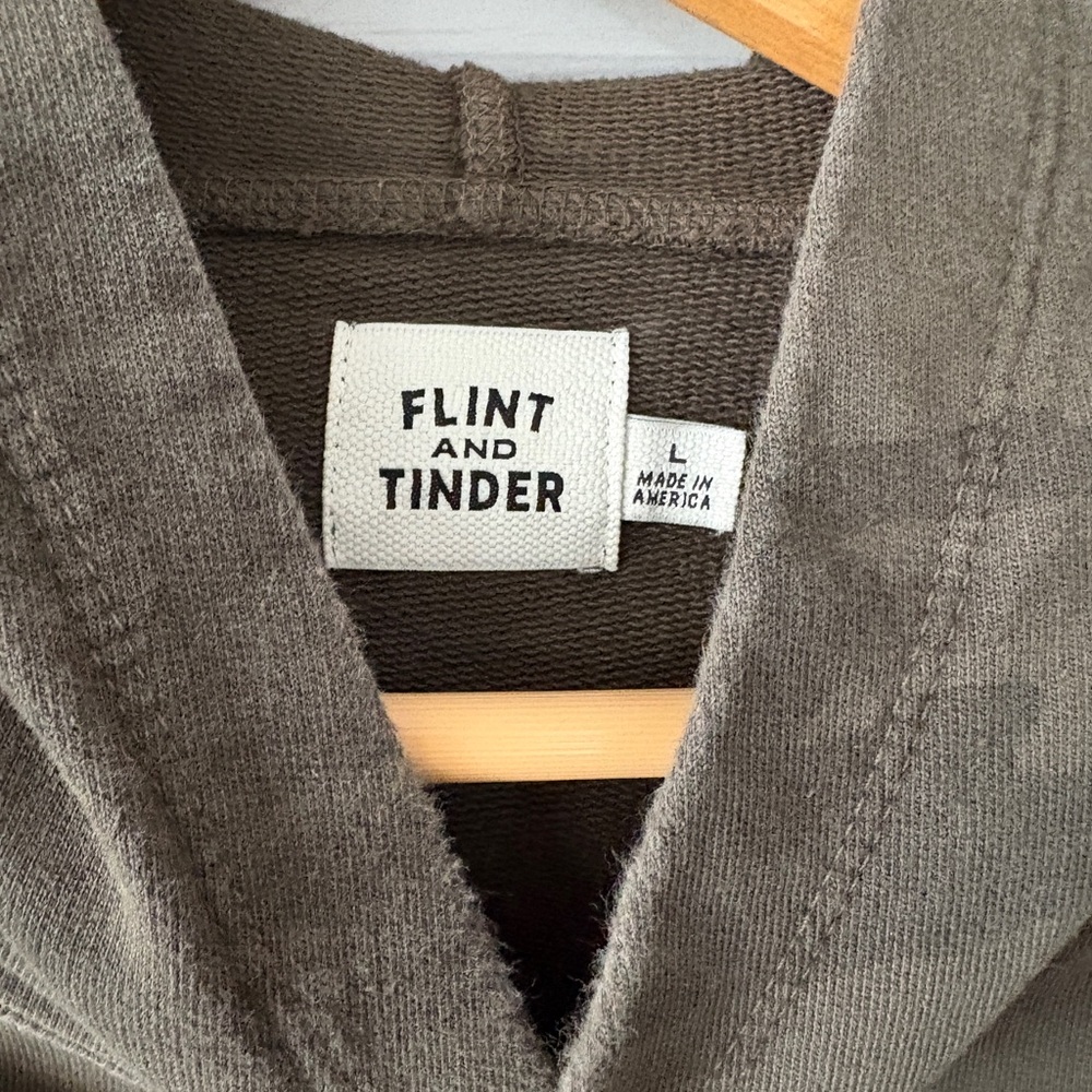 Flint and Tinder Camo Hoodie (size L) - Like New